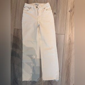 Abercrombie 90s Relaxed High Rise Beige Jeans - curve love